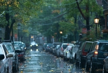 广东今日降雨持续局地暴雨 周末减弱需防次生灾害