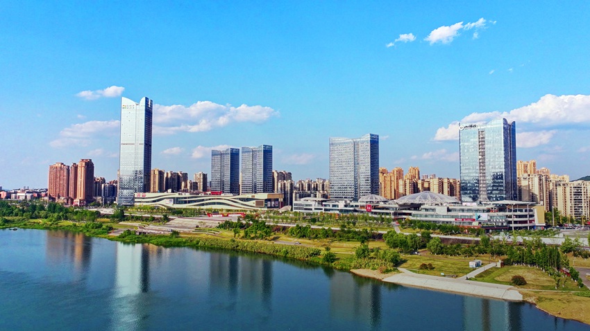 南充高坪加快建设“大城门户、森林城市、活力高坪”。高坪融媒体中心供图